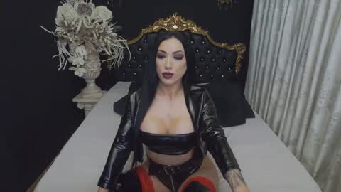 Mikaela online show from 26, 11, 2025