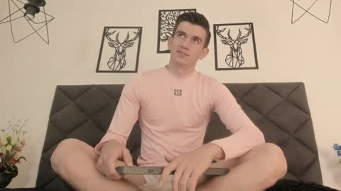 mikael online show from 25, 2, 2025