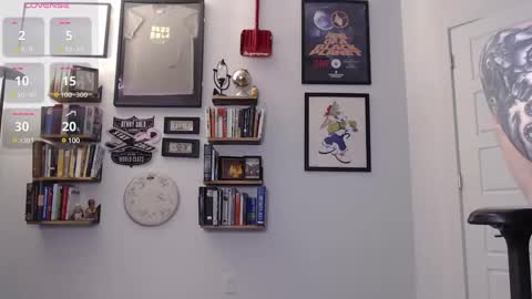 MikahisHung online show from 25, 2, 2025