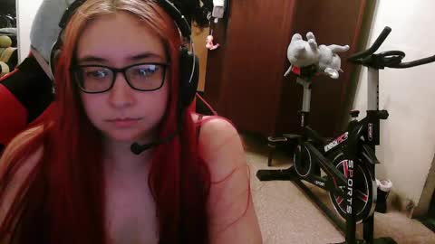 Mika online show from 13, 4, 2026