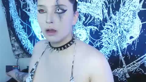 Mika online show from 13, 3, 2026