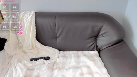 Snapshot of mikasssu chatting on 15, 12, 2025 mikasssu online show from 15, 12, 2025