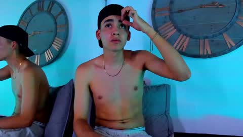 Snapshot of mike_0233 chatting on 12, 12, 2024 Mike 0233 online show from 12, 12, 2024