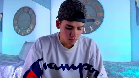 Snapshot of mike_0233 chatting on 20, 12, 2024 Mike 0233 online show from 20, 12, 2024