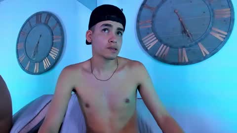 Snapshot of mike_0233 chatting on 5, 1, 2025 Mike 0233 online show from 5, 1, 2025