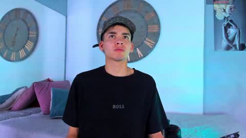 Snapshot of mike_0233 chatting on 17, 1, 2025 Mike 0233 online show from 17, 1, 2025