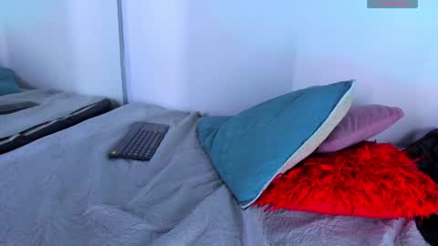 Snapshot of mike_0233 chatting on 17, 1, 2025 Mike 0233 online show from 17, 1, 2025