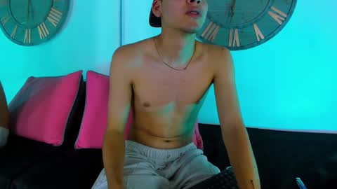 Snapshot of mike_0233 chatting on 24, 1, 2025 Mike 0233 online show from 24, 1, 2025