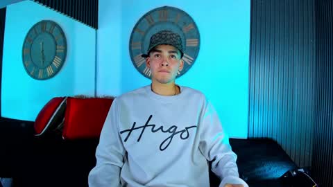 Snapshot of mike_0233 chatting on 1, 2, 2025 Mike 0233 online show from 1, 2, 2025