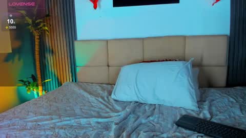 Snapshot of mike_0233 chatting on 19, 2, 2025 Mike 0233 online show from 19, 2, 2025