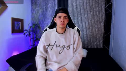 Snapshot of mike_0233 chatting on 26, 9, 2025 Mike 0233 online show from 26, 9, 2025