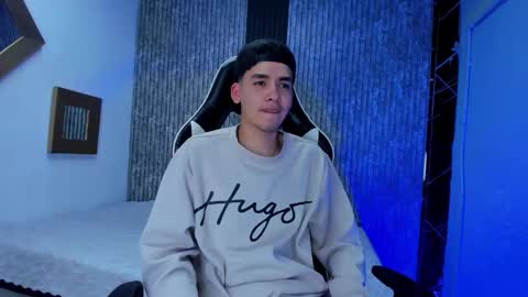 Snapshot of mike_0233 chatting on 29, 11, 2025 Mike 0233 online show from 29, 11, 2025