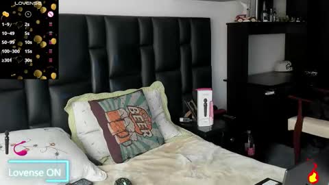 Snapshot of mike_bennet chatting on 1, 3, 2026 Mike Bennet Make me Cum Please online show from 1, 3, 2026