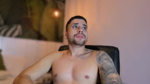 Snapshot of mike_montoya chatting on 24, 11, 2025 Mike Montoya online show from 24, 11, 2025