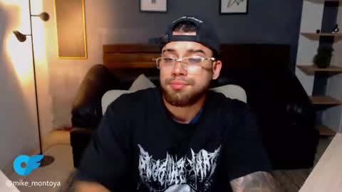 Snapshot of mike_montoya chatting on 29, 7, 2026 Mike Montoya online show from 29, 7, 2026