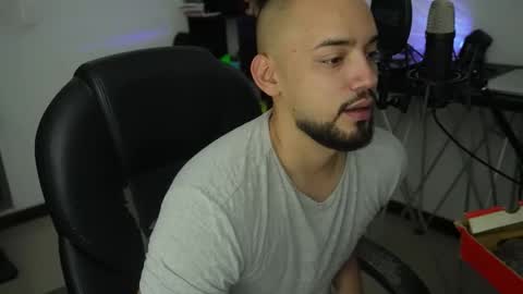 M i k e Crusoe online show from 1, 11, 2025