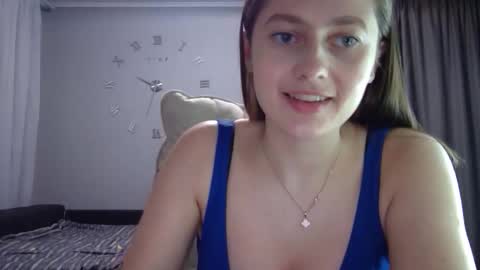 mikee4478 online show from 13, 5, 2026