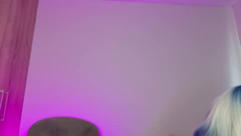 mikegaitan1 online show from 14, 2, 2026