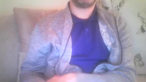 Snapshot of mikehockishuge9 chatting on 2, 1, 2025 mikehockishuge9 online show from 2, 1, 2025