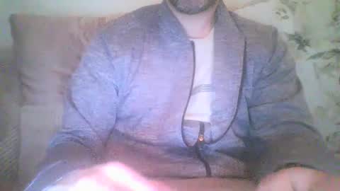 Snapshot of mikehockishuge9 chatting on 19, 1, 2025 mikehockishuge9 online show from 19, 1, 2025