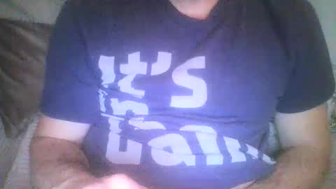 Snapshot of mikehockishuge9 chatting on 23, 9, 2025 mikehockishuge9 online show from 23, 9, 2025