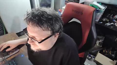 Snapshot of mikejws chatting on 26, 10, 2025 mikejws online show from 26, 10, 2025