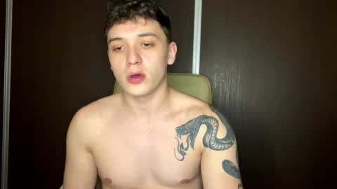 Snapshot of mikelaur chatting on 11, 2, 2025 MikeLaur online show from 11, 2, 2025