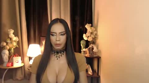 Mistress MikeyAlawi online show from 18, 2, 2025