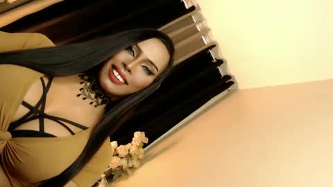 Mistress MikeyAlawi online show from 24, 2, 2025