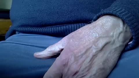 Snapshot of mikeybed chatting on 9, 12, 2024 mikeybed online show from 9, 12, 2024