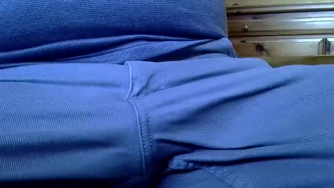 Snapshot of mikeybed chatting on 5, 3, 2025 mikeybed online show from 5, 3, 2025