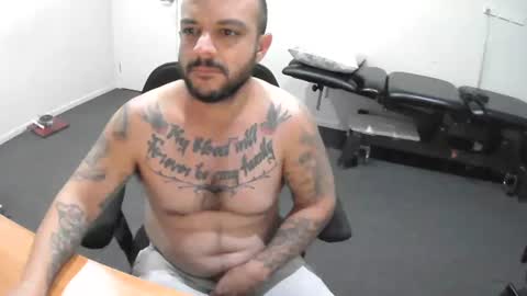 mikeyd87496034 online show from 15, 7, 2026