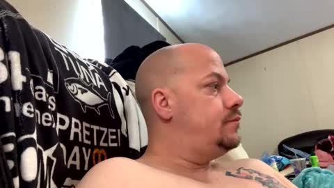 mikeylikesit2222 online show from 12, 1, 2025