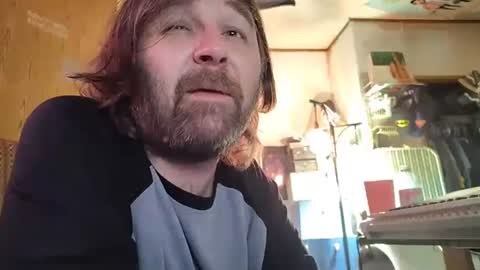 Snapshot of mikeylikesit38 chatting on 4, 1, 2025 Mikey online show from 4, 1, 2025