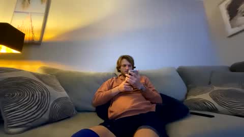 Snapshot of mikeywhite123 chatting on 5, 3, 2025 mikeywhite123 online show from 5, 3, 2025