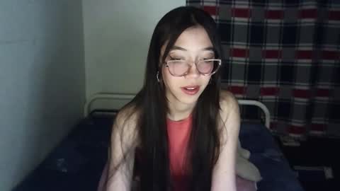 Mikhaela online show from 19, 11, 2025