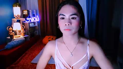 Snapshot of mikhayla_and_zeus_room chatting on 31, 1, 2025 Mikhayla and Zeus online show from 31, 1, 2025