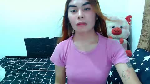 Snapshot of mikhayla_and_zeus_room chatting on 19, 5, 2026 Mikhayla and Zeus online show from 19, 5, 2026