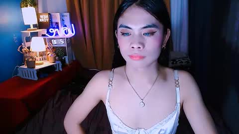 Mikhayla online show from 10, 1, 2025