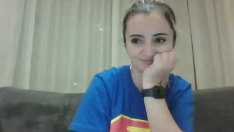 miki234809581 online show from 10, 11, 2025