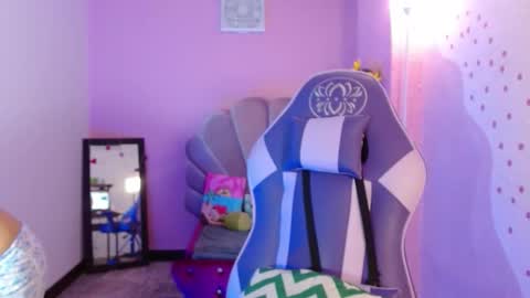 Mikka 3 online show from 9, 10, 2025