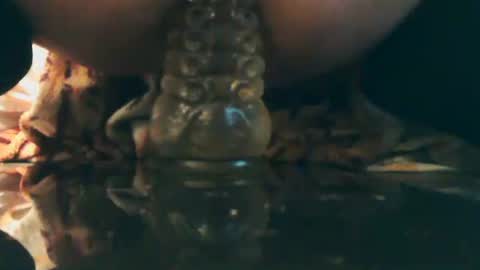 Snapshot of mikkkiz chatting on 5, 10, 2025 Bescior online show from 5, 10, 2025