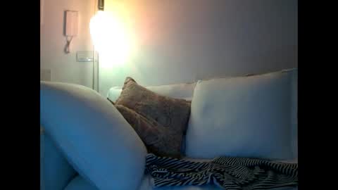 Maaike online show from 2, 2, 2025