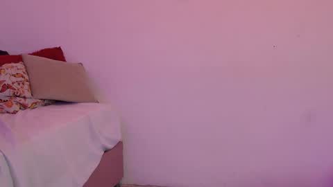 Mikoto Urb online show from 27, 10, 2025