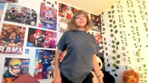   miku katsuragi  online show from 19, 12, 2024