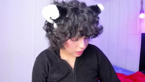   miku katsuragi  online show from 23, 12, 2025