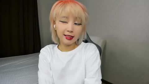 Snapshot of mil_waves chatting on 27, 11, 2025 mil_waves online show from 27, 11, 2025