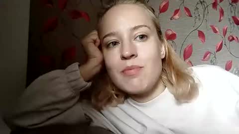Snapshot of mila_420 chatting on 5, 10, 2025 Mila 420 online show from 5, 10, 2025