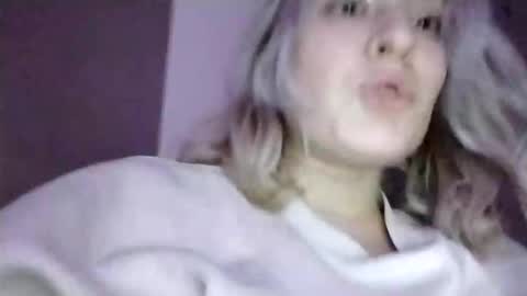 Mila 420 online show from 12, 1, 2026