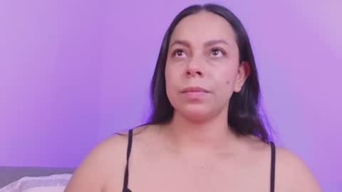 Snapshot of mila_chic chatting on 16, 7, 2026 mila online show from 16, 7, 2026